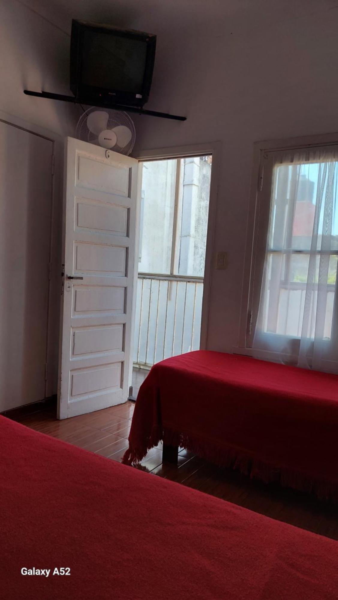 Hosteria Almirante Brown 马德普拉塔 外观 照片